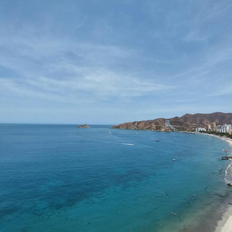 La mejor vista de la ciudad con salida a la playa! - Apartamento de 2 dormitorios con vistas - 18