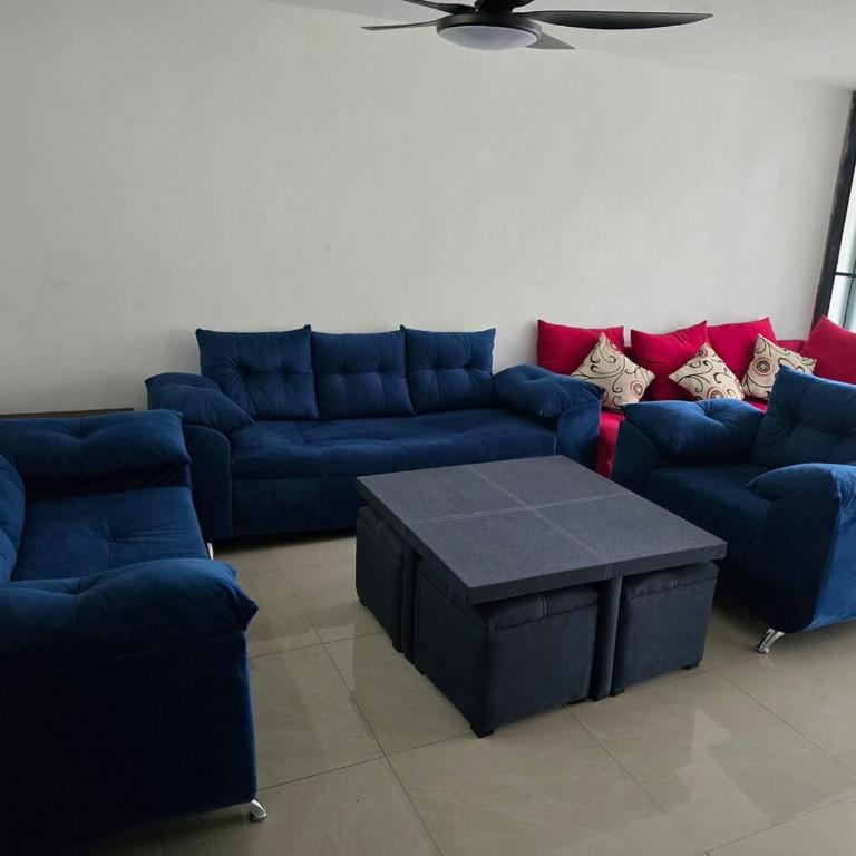 Ideal Holiday Home for Central Families - Three-Bedroom Apartment - 6