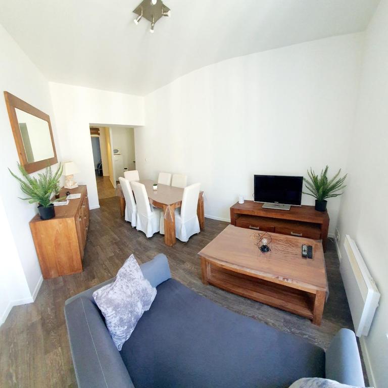 Lumineux & Convivial - Appartement 2 Chambres - 30