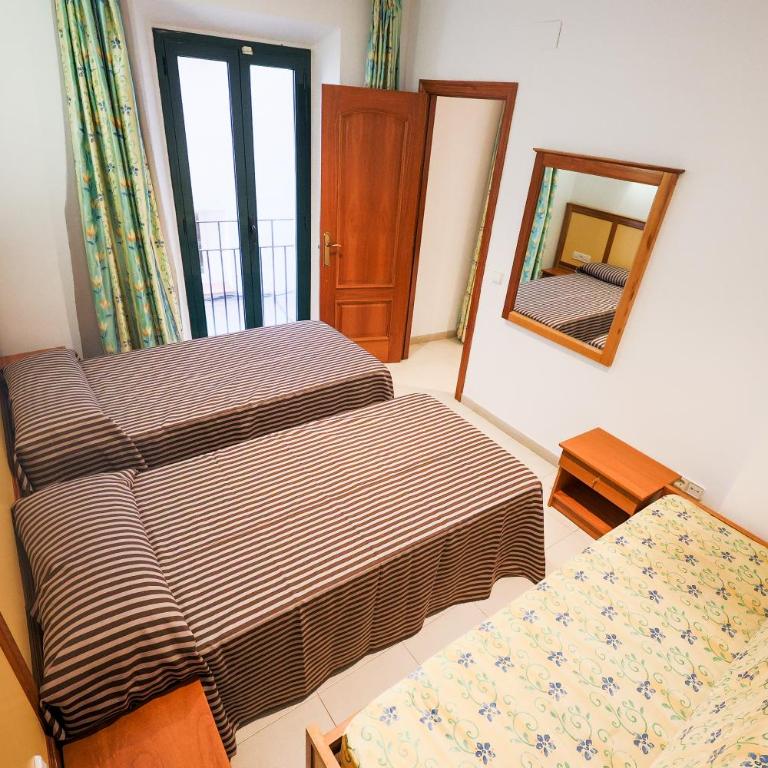 Apartamentos Royal - Apartamento Familiar Estándar - 3