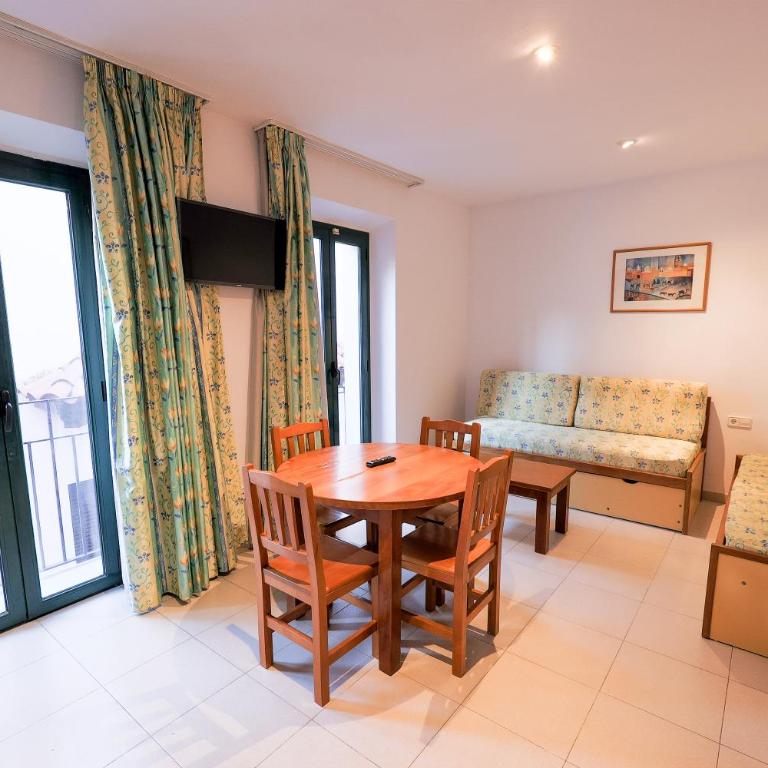 Apartamentos Royal - Apartamento Familiar Estándar - 17