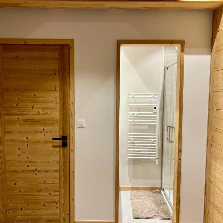 Chalet Neuf 12 pers Ski au pied, Cinéma - Superior Chalet - 24