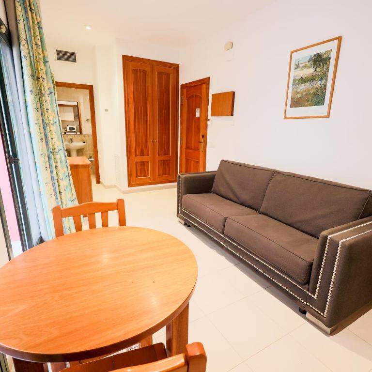 Apartamentos Royal - Estudio - 8
