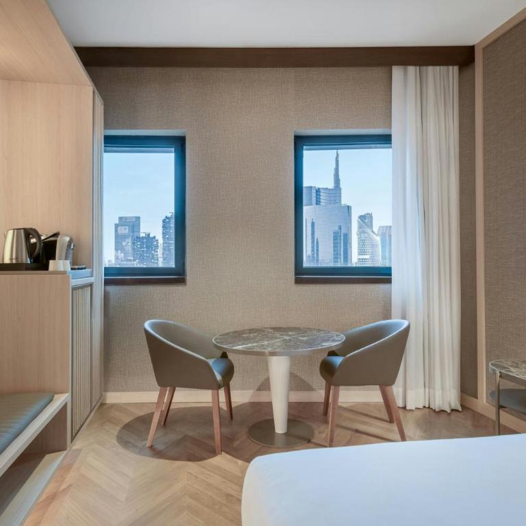 AC Hotel Milano by Marriott - Camera King Standard con Vista Skyline - 12