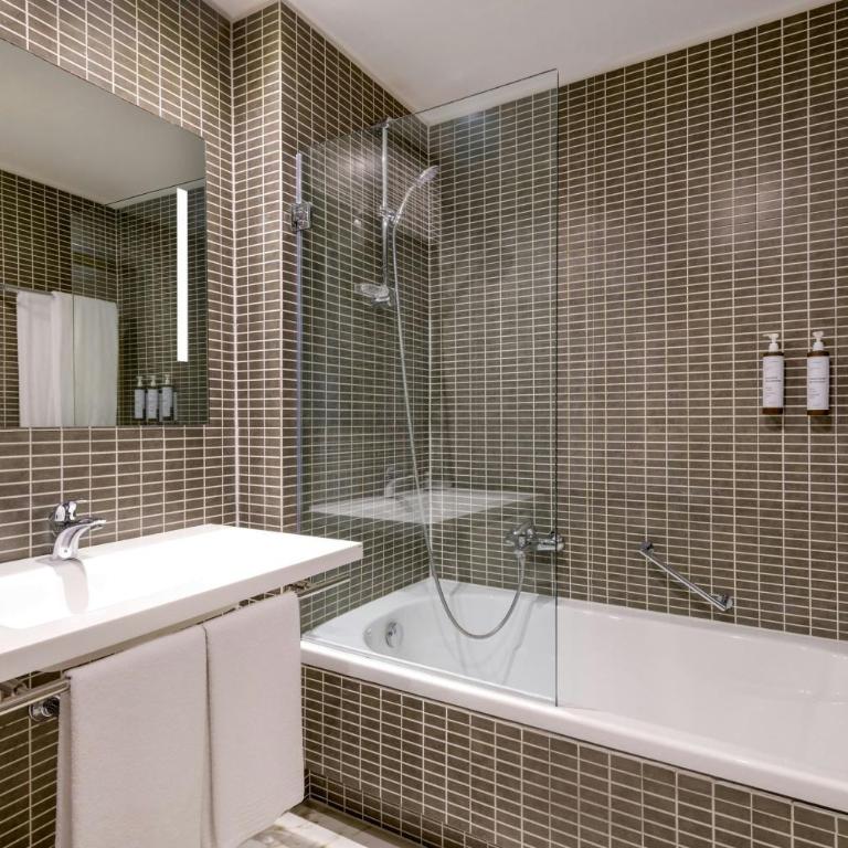 AC Hotel Milano by Marriott - Camera King Standard - 13