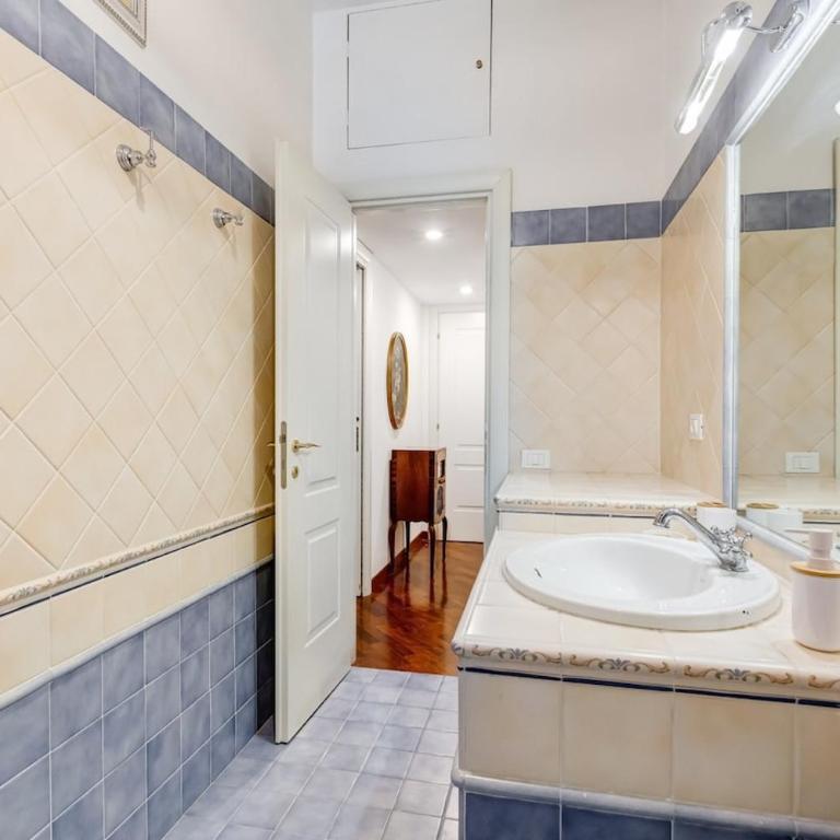 BDC - Central charming 2-Bdr! - Appartamento con 2 Camere da Letto - 30