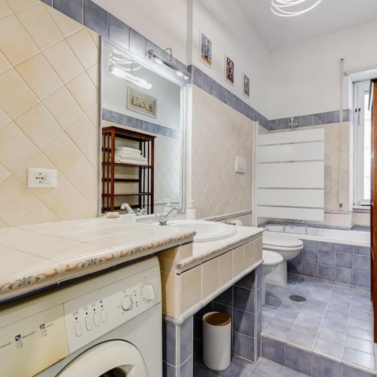 BDC - Central charming 2-Bdr! - Appartamento con 2 Camere da Letto - 45