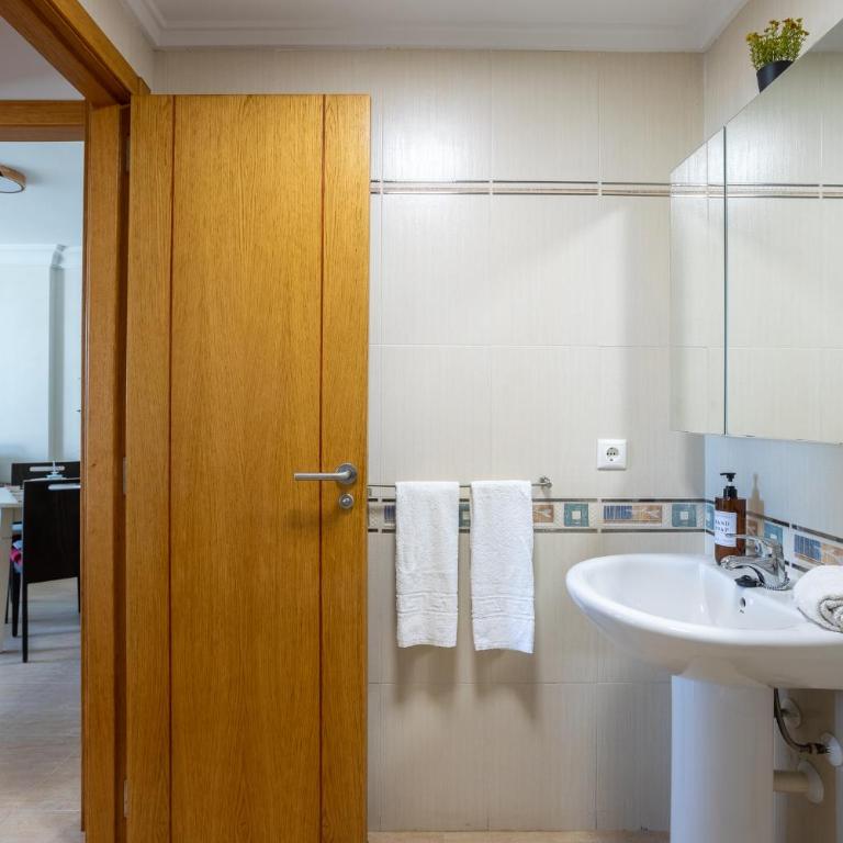 Piso con piscina y vistas al mar - Apartamento de 1 dormitorio - 6