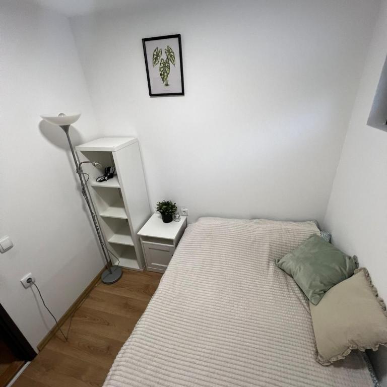 Mountain Nook - Two-Bedroom Apartment - 4