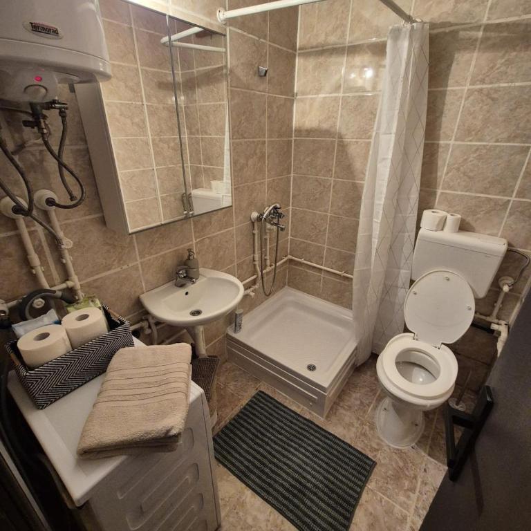 Mountain Nook - Two-Bedroom Apartment - 7