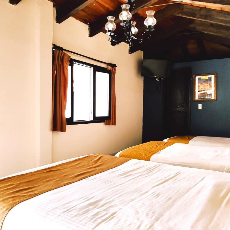 Hotel Jardines del Centro - Triple Room - 1