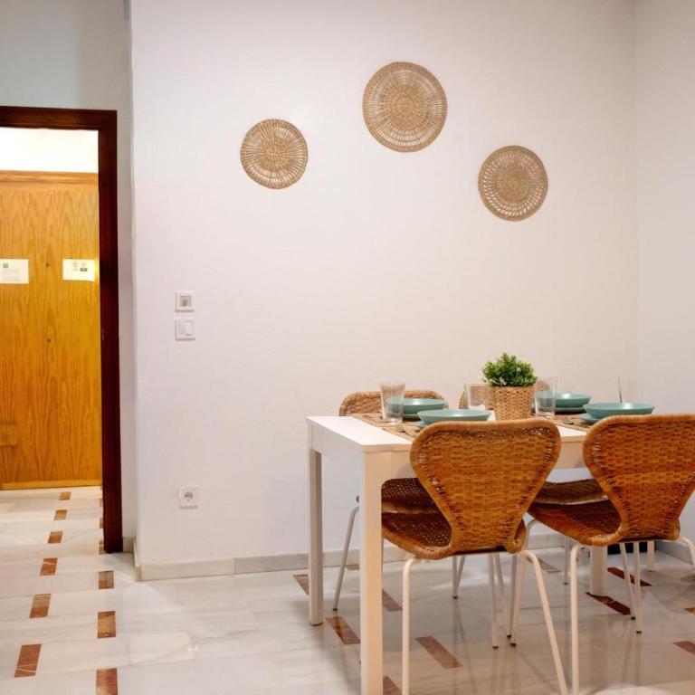 "Apartamento con Patio Andaluz junto a Catedral" - Apartment mit 2 Schlafzimmern - 2