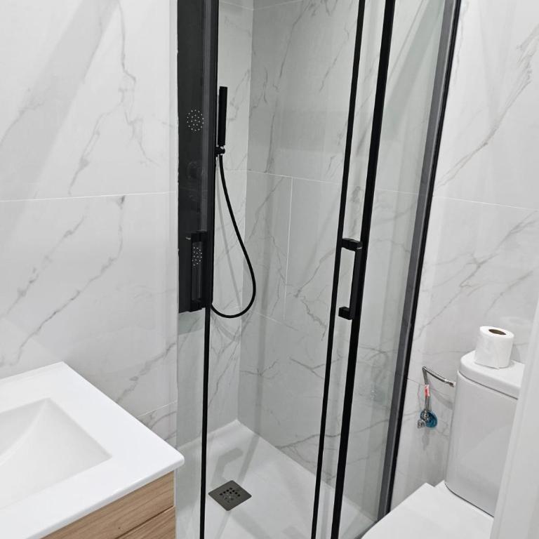 Nueva PENSION CIBELES - Habitación Triple - 3