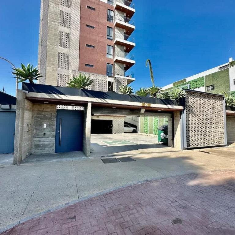 Dowtown 1 BR Suite in Av Revolucion Tijuana - One-Bedroom Apartment - 35