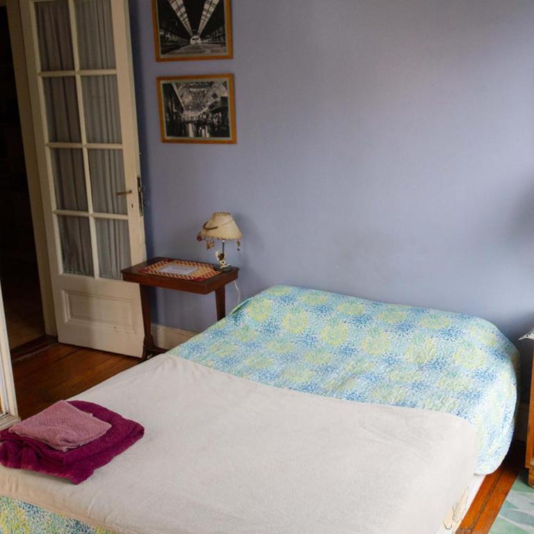 Residencia Sarandí, grades cuartos privados en Buenos Aires - Deluxe Single Room with Balcony - 2