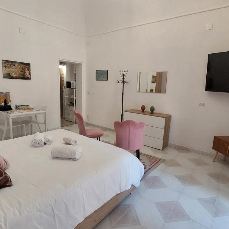 GL Golden City Apartments - Deluxe Studio - 29