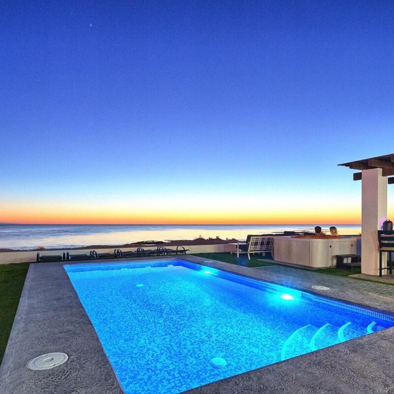 Sunset Beach House Ocean Front Hot Tub & Pool - Casa de 5 dormitorios - 1