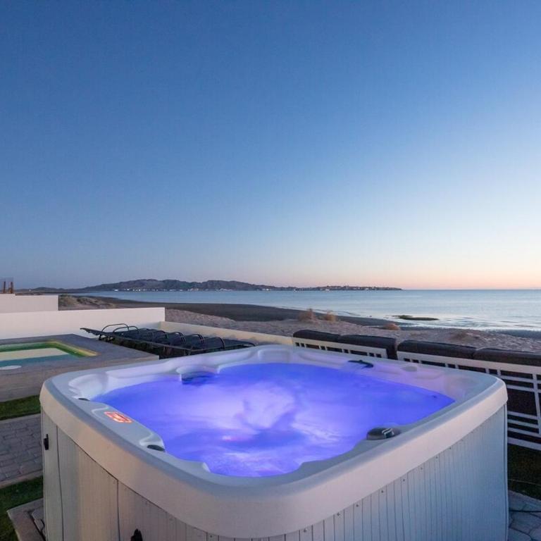 Sunset Beach House Ocean Front Hot Tub & Pool - Casa de 5 dormitorios - 59