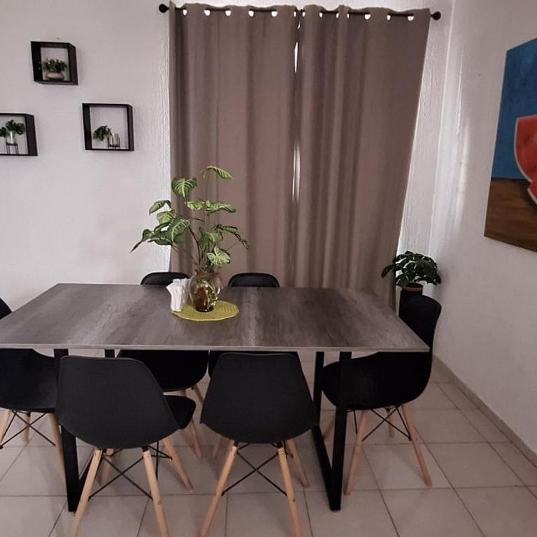 Casa en Puesta del Sol/Excelente Ubicación/2 Hab/Wifi/Netflix/Super comoda - Two-Bedroom House - 14