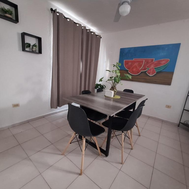 Casa en Puesta del Sol/Excelente Ubicación/2 Hab/Wifi/Netflix/Super comoda - Two-Bedroom House - 13