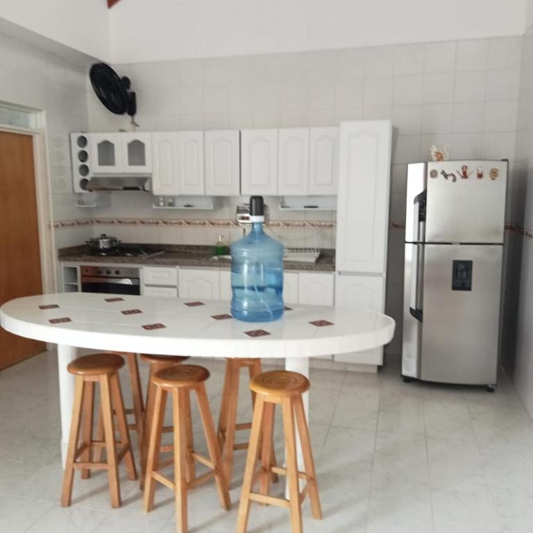 Gran casa con piscina en Anapoima - Casa con 1 dormitorio - 31