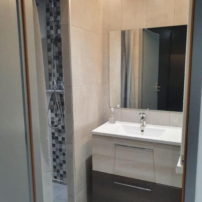 Studio 30 m2 with us - Appartement 2 Chambres - 13
