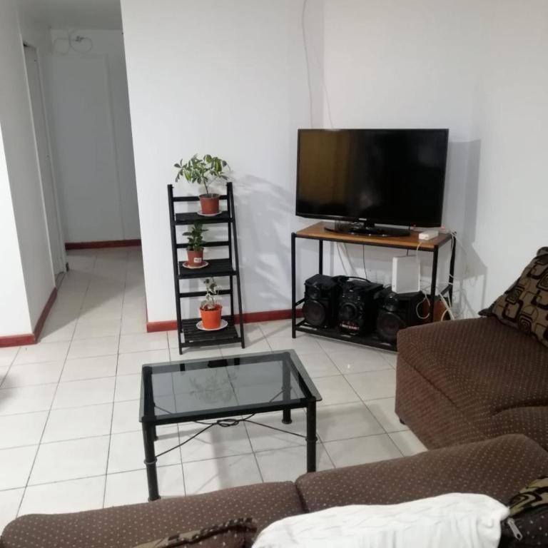 Departamento a pasos de la playa - Three-Bedroom Apartment - 1
