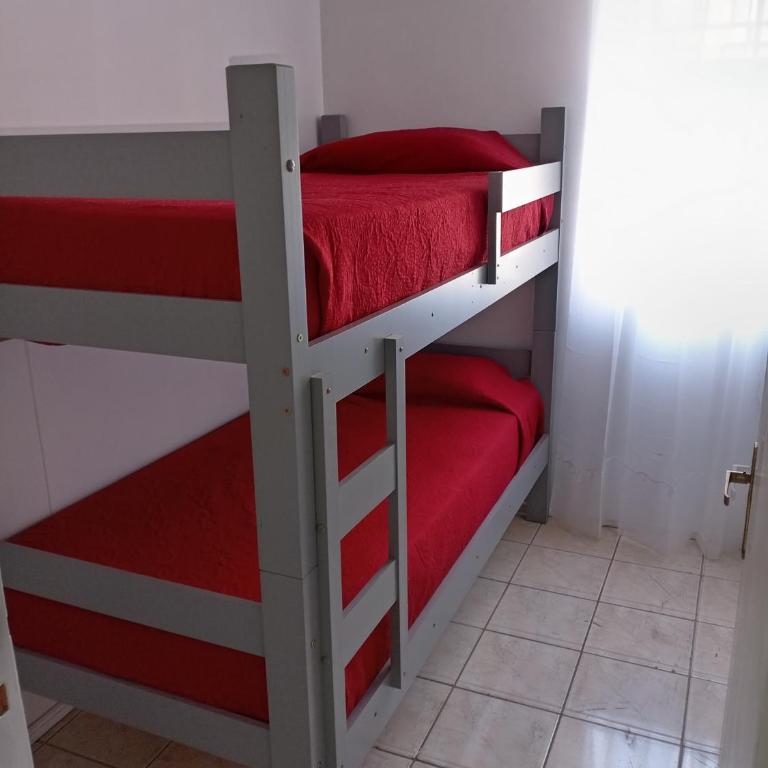 Departamento a pasos de la playa - Three-Bedroom Apartment - 6