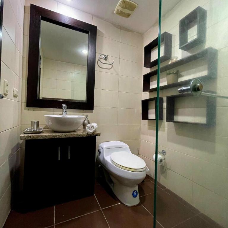 Ecuabook OmniHospital Torre Sol 702 - Apartamento de 2 dormitorios - 3