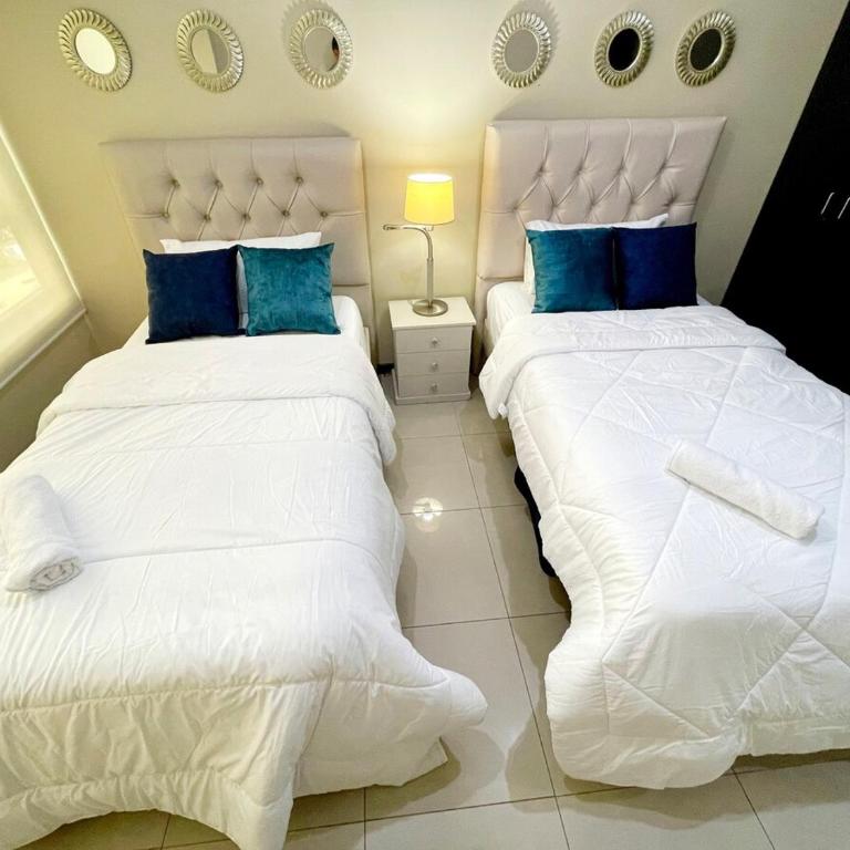 Ecuabook OmniHospital Torre Sol 702 - Apartamento de 2 dormitorios - 17