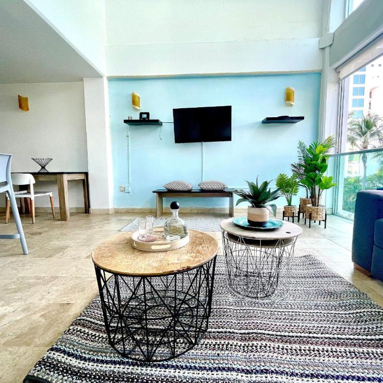 Depto 2 Pisos, Vista Alberca. A 50 mts Del Mar - Apartamento de 3 dormitorios - 5