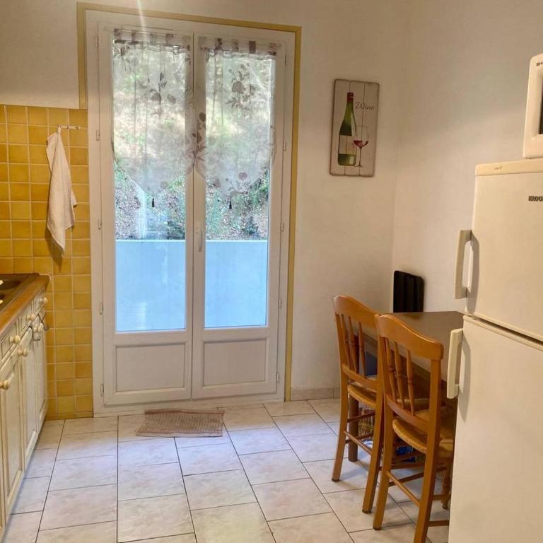 F2 ensoleillé près des thermes, animaux admis - One-Bedroom Apartment - 13