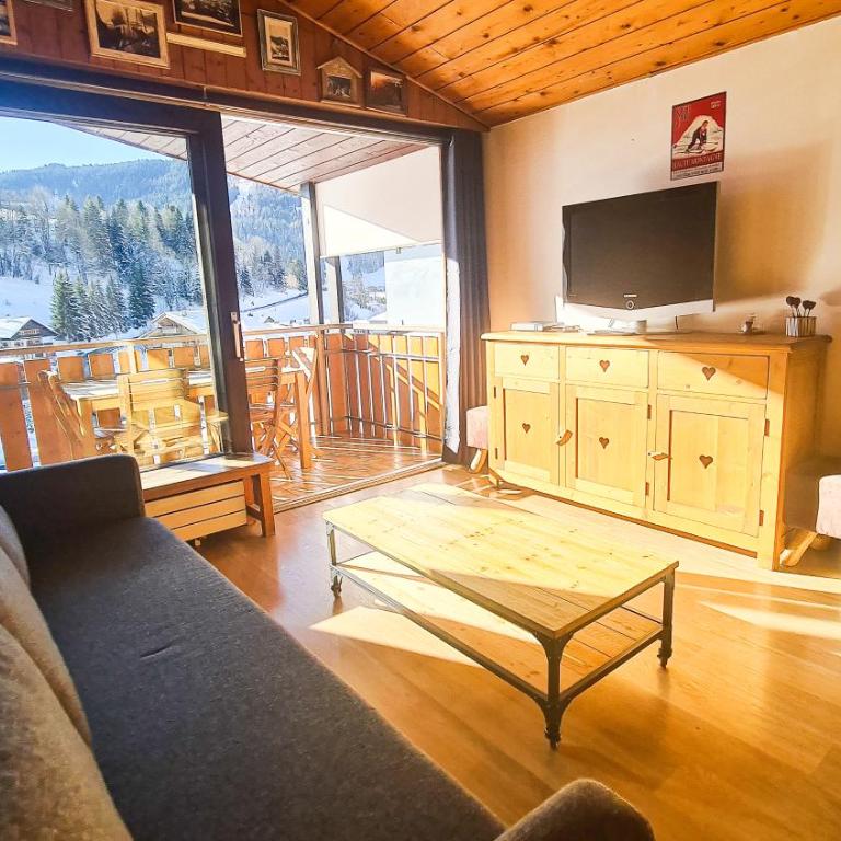 Studio les Granges - Vue montage et village, Centre la Clusaz - AravisTour - Estudio - 2