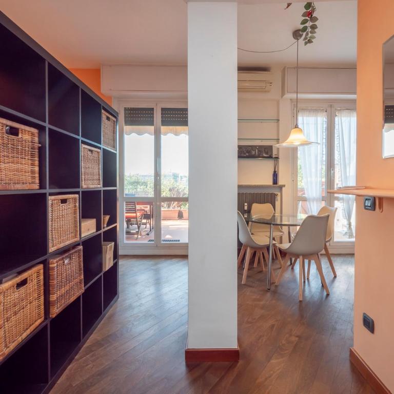 Xenia Apartments - Two-room apartment with terrace in Fondazione Prada - Appartamento con 1 Camera da Letto - 12