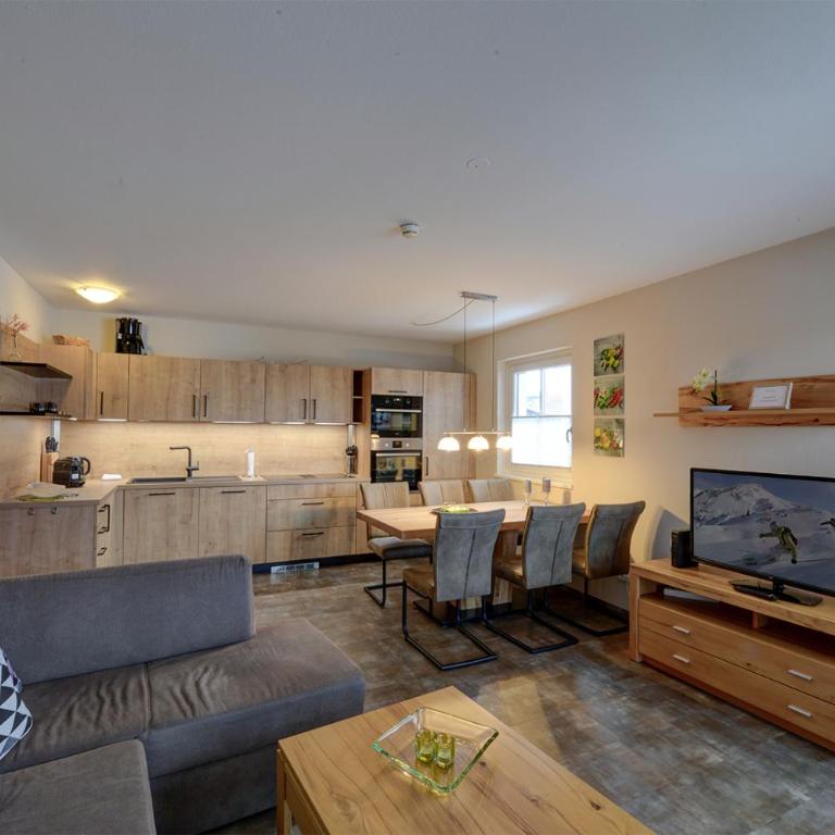 Ski & Golf Apartments by Kaprun Rentals - Apartment mit 2 Schlafzimmern und Aussicht - 1