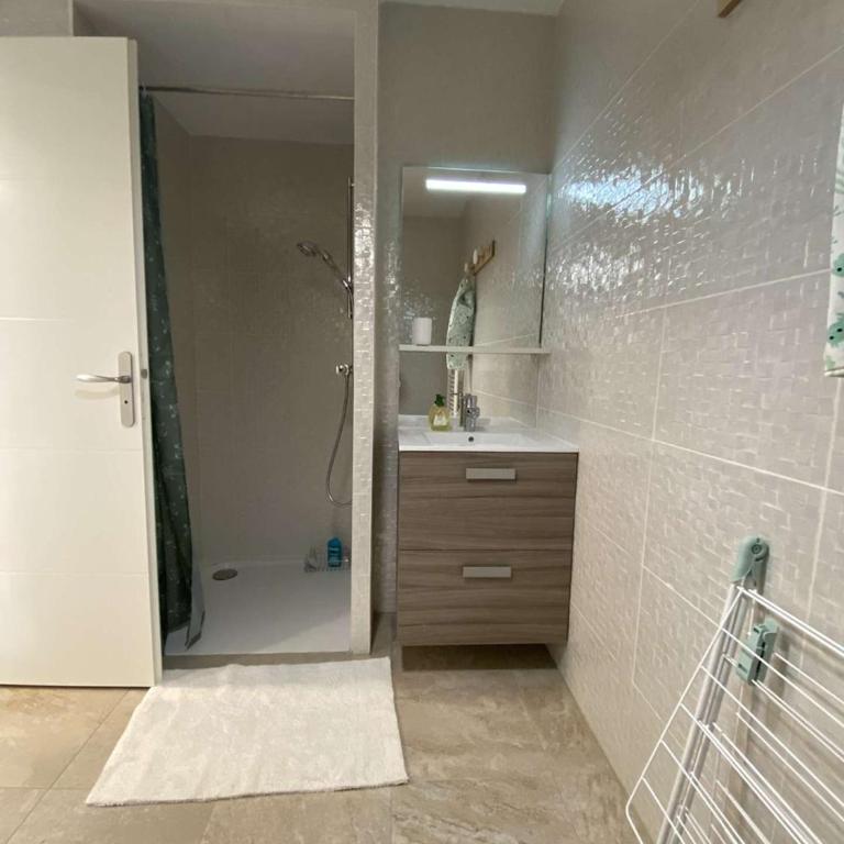 Studio LA ROCHELLE - LR740-001 - Studio - 3