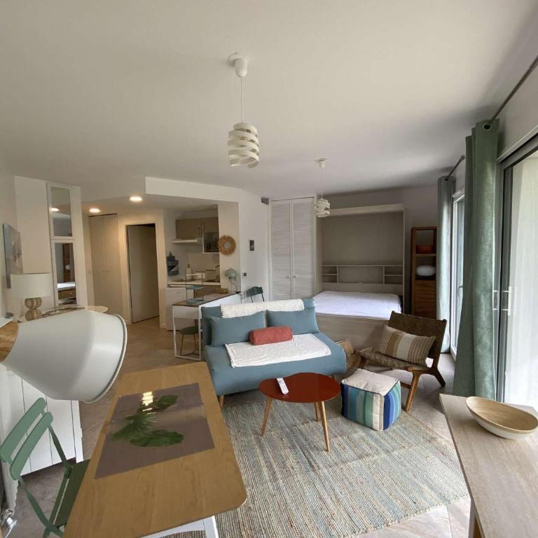 Studio LA ROCHELLE - LR740-001 - Studio - 6