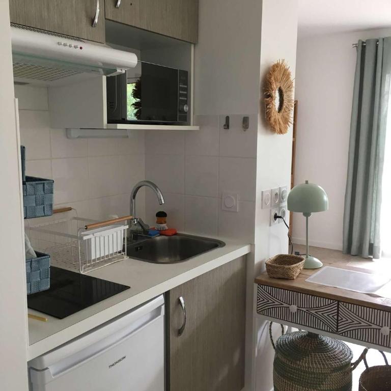 Studio LA ROCHELLE - LR740-001 - Studio - 16