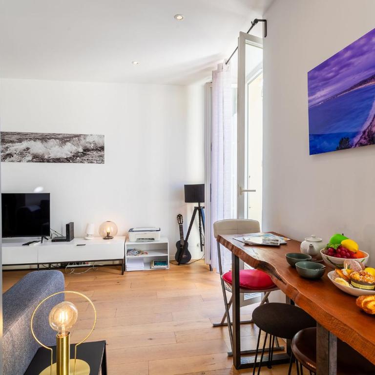 Garibaldi AP4447 By Riviera Holiday Homes - Appartement - 5