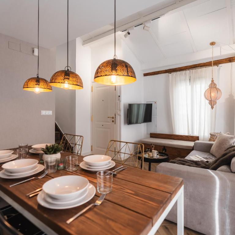 tuGuest Santa Paula Apartments - Duplex Apartment - 2