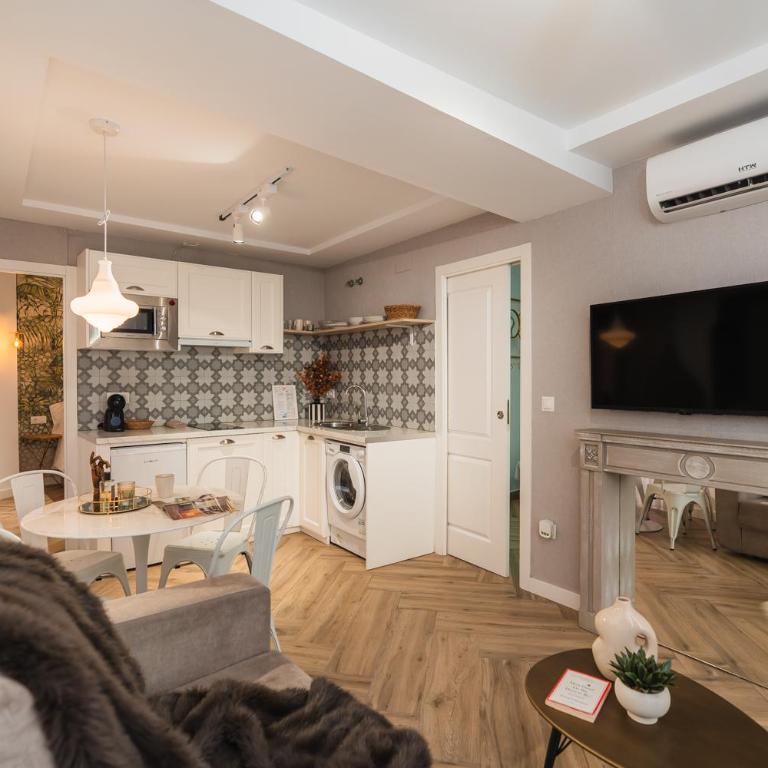 tuGuest Santa Paula Apartments - One-Bedroom Apartment - 13