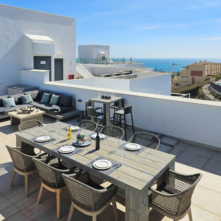 Penthouse with extensive terraces and a Private Plunge Pool - Apartamento de 3 dormitorios con piscina privada - 37