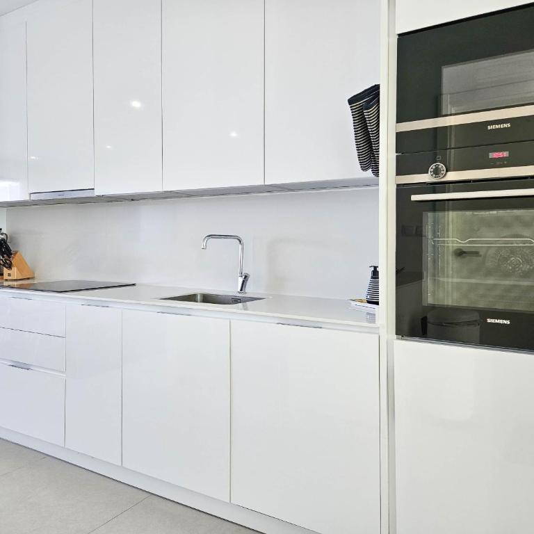 Modern 2 bed ground floor apartment Finca Cortesin - Apartamento de 2 dormitorios con vistas al jardín - 24