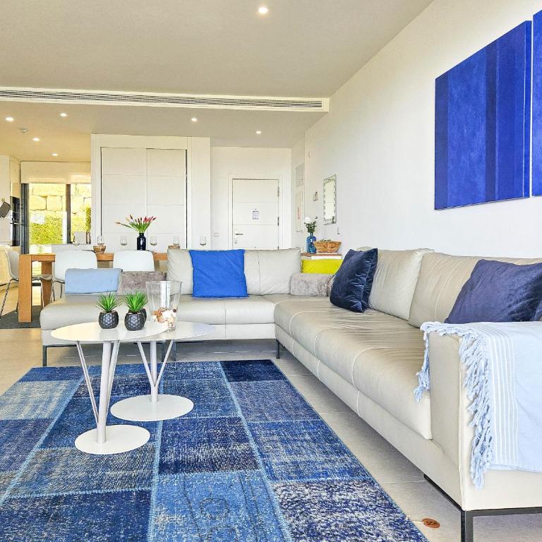 Modern 2 bed ground floor apartment Finca Cortesin - Apartamento de 2 dormitorios con vistas al jardín - 7