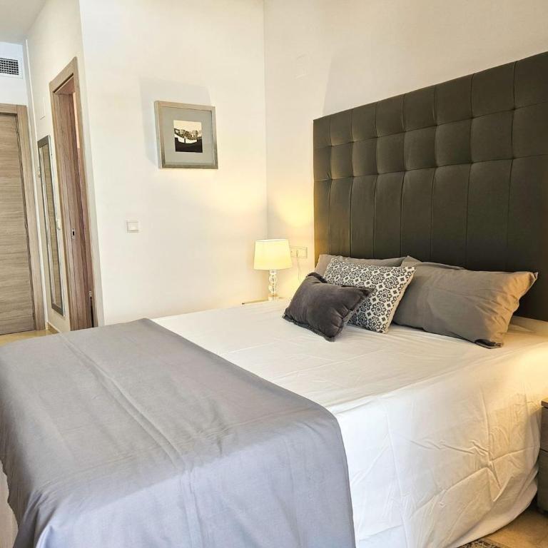 Garden apartment in Arenal de Golf- Benalmadena - Two-Bedroom Apartment with Garden View - 21