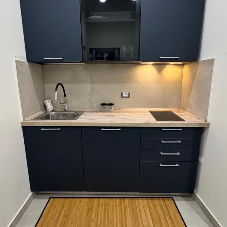 Casa Eur0pa - Appartamento con 1 Camera da Letto - 9