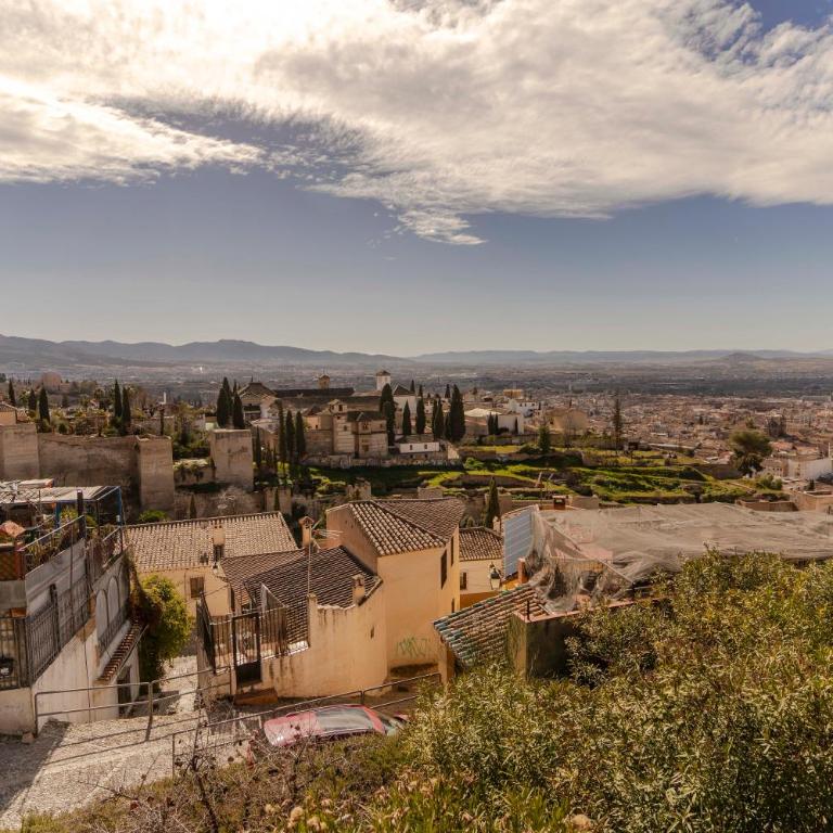 Albalh Apartamentos - La Casita de la Plaza en Albaicín Granada con Terraza Privada y Vistas Espectaculares - Two-Bedroom House - 37