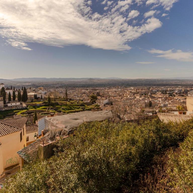 Albalh Apartamentos - La Casita de la Plaza en Albaicín Granada con Terraza Privada y Vistas Espectaculares - Two-Bedroom House - 32