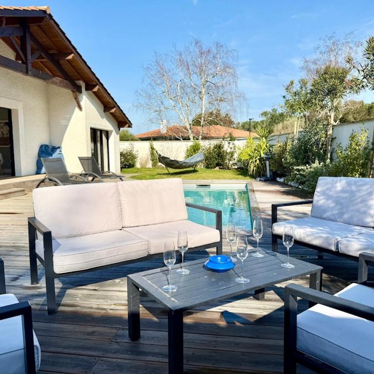 Sublime maison de vacances piscine au cœur des pins, proche plage - Casa con 3 Camere da Letto - 17