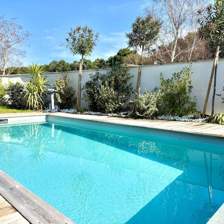 Sublime maison de vacances piscine au cœur des pins, proche plage - Casa con 3 Camere da Letto - 42